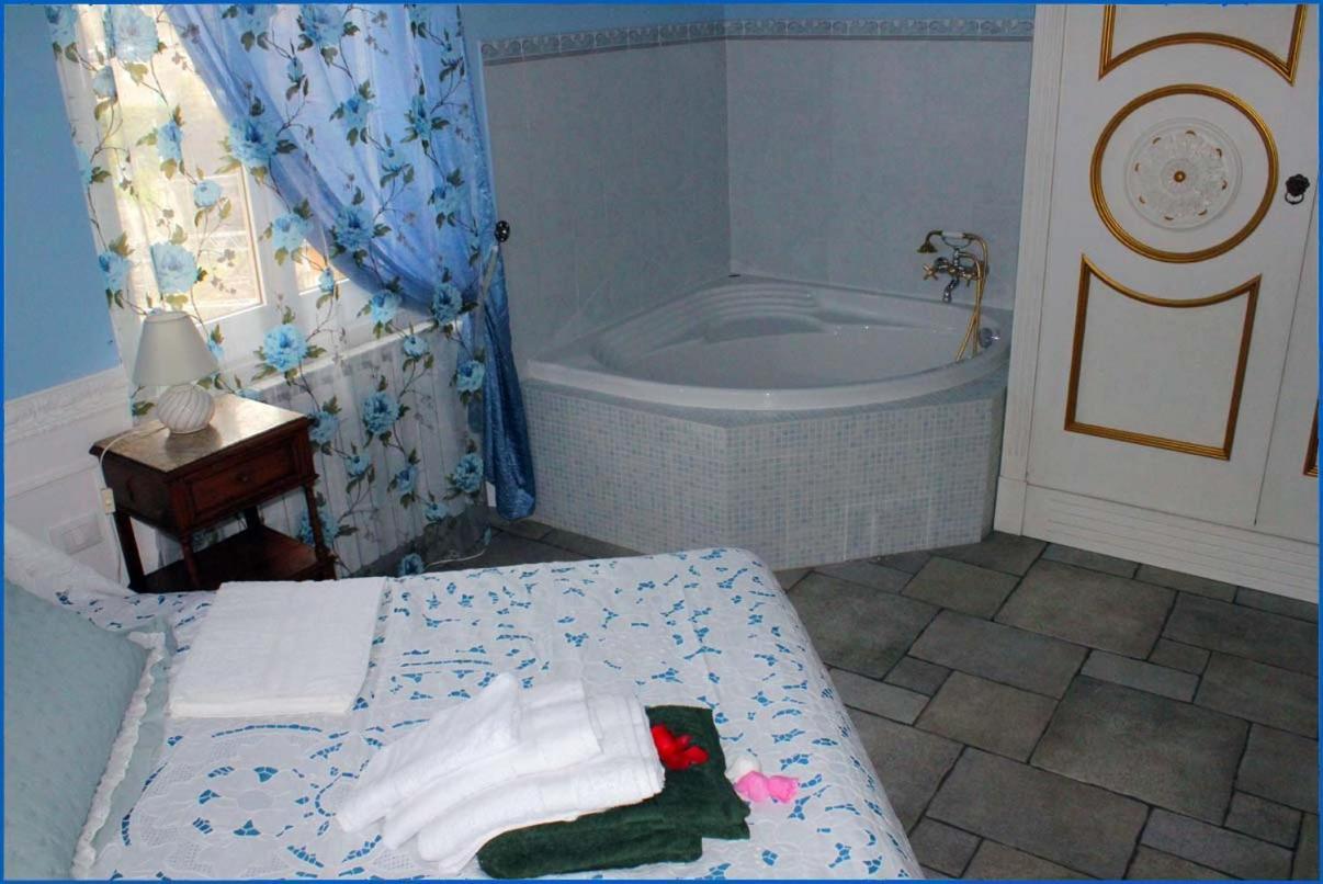 Bed & Breakfast Sopranos *